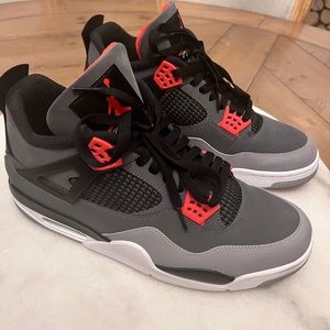 Air Jordan 4 retro size 13